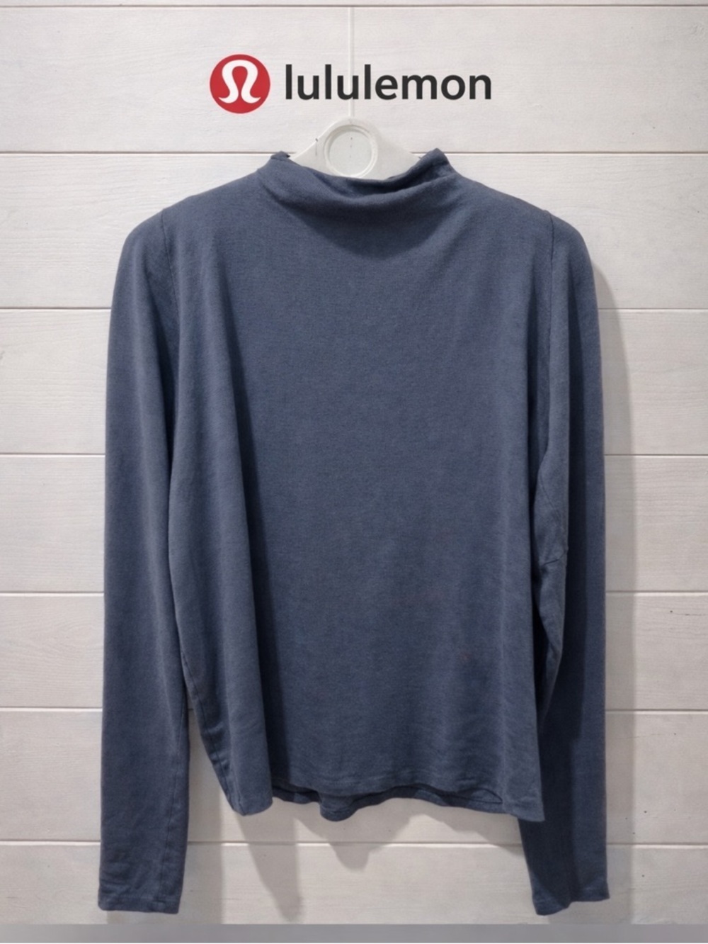 LULULEMON Moraine Turtleneck – lululemon lab – Size est. M